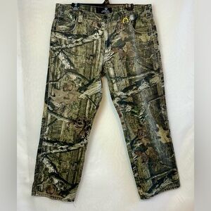 Mossy Oak Breakup Infinity Jeans Mens 38x32 Camo Hunting Straight Leg Outdoor